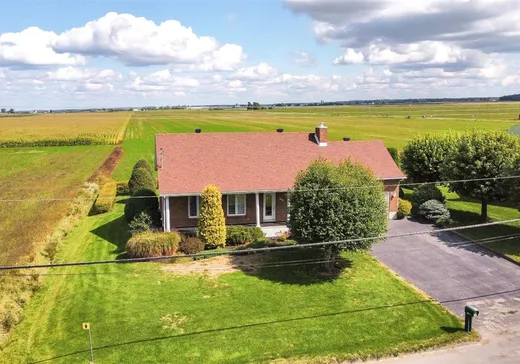 Maison à vendre - 1431 Rg St-Pierre, Saint-Zéphirin-de-Courval, J0G 1V0
