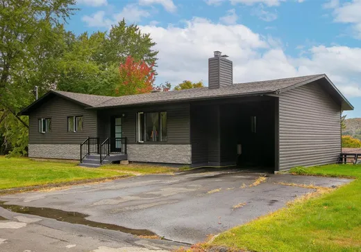 Maison à vendre - 189 1re Avenue, Danville, J0A 1A0