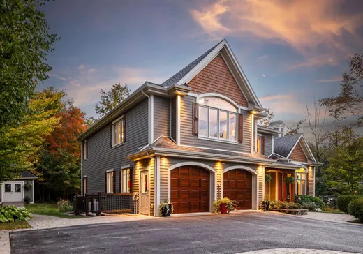 Two or more stories for sale - 61 Rue de la Tramontane, Magog, J1X0H6