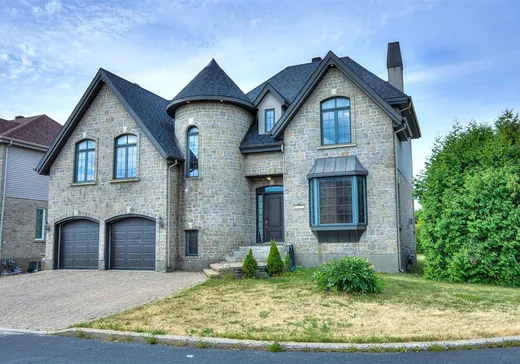 Maison à étages à vendre - 3675 Rue Lémery, Brossard, J4Y3G8