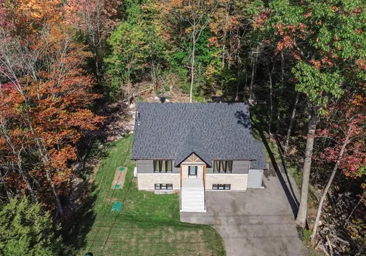 Maison à vendre - 146-148 Mtée de l'Église, Saint-Colomban, J5K 2H9