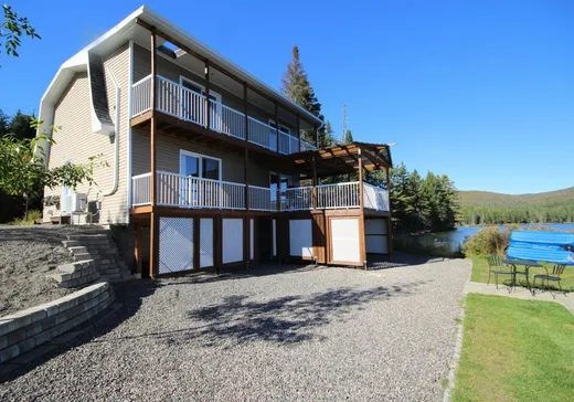 House for sale - 76 Route du Lac-Jacques, St-Gabriel-De-Valcartier, G0A 4S0
