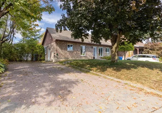 Bungalow à vendre - 2455 Rue de Châteaubourg, Beauport, G1C4G2