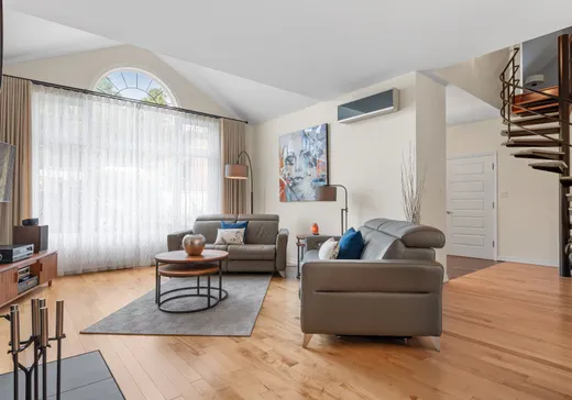 Maison à vendre - 145 Av. Victor-Bourgeau, Lavaltrie, J5T 1C8