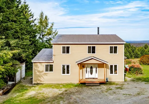 Maison à vendre - 1000 10e Rang, Saint-Herménégilde, J0B 2W0