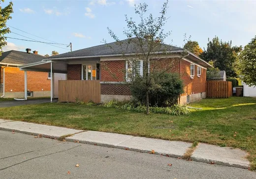 Maison à vendre - 70 Rue Alexandre, Victoriaville, G6P 1L3