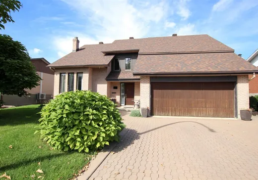 Paliers multiples à vendre - 228 Rue de Jerez, Laval (Vimont), H7M4B1