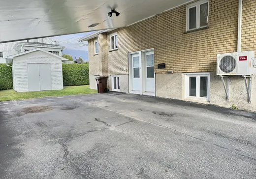 Maison à vendre - 229Z-231Z 9e Avenue, Val des Sources, J1T 1T1