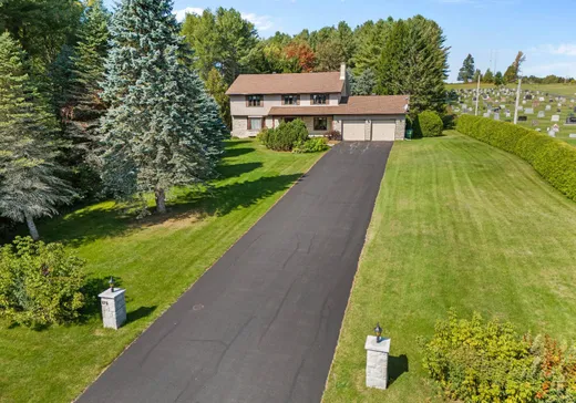 Maison à étages à vendre - 575 1re Avenue, Weedon, J0B3J0