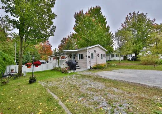 Maison à vendre - 554 Rue des Geais-Bleus, Upton, J0H 2E0
