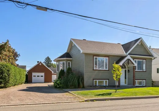 Bungalow for sale - 11145 Rue Beauregard, Beaupré, G0A1E0