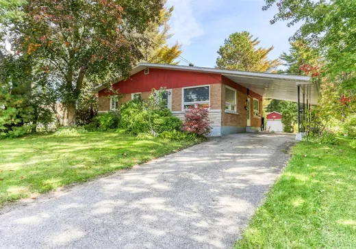 Bungalow à vendre - 2125 Boul. St-Michel, Trois-Rivières, G8Y4K9