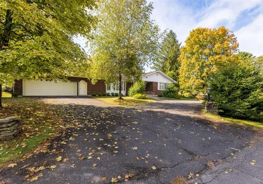 Maison à vendre - 15 Rue Lynch, Knowlton, J0E 1V0