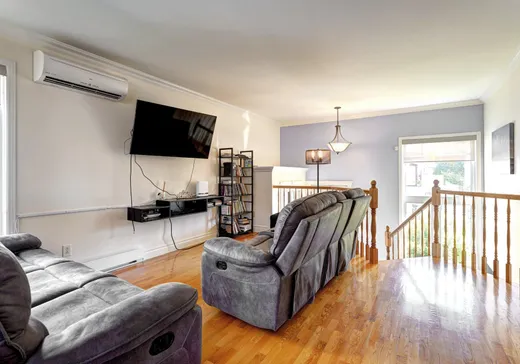 Maison à vendre - 1070 Rue de Brétigny, Laval (Fabreville), H7P 5X2