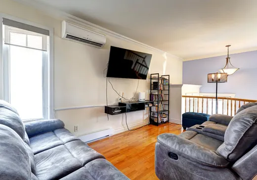 Maison à vendre - 1070 Rue de Brétigny, Laval (Fabreville), H7P 5X2