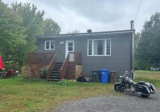 Bungalow à vendre - 243 45e Avenue, Pointe-Calumet, J0N1G0
