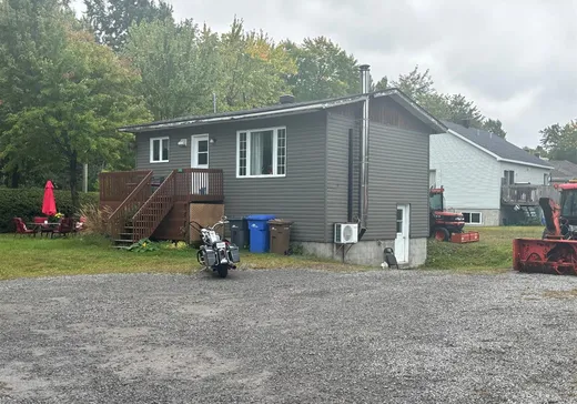 Maison à vendre - 243 45e Avenue, Pointe-Calumet, J0N 1G0