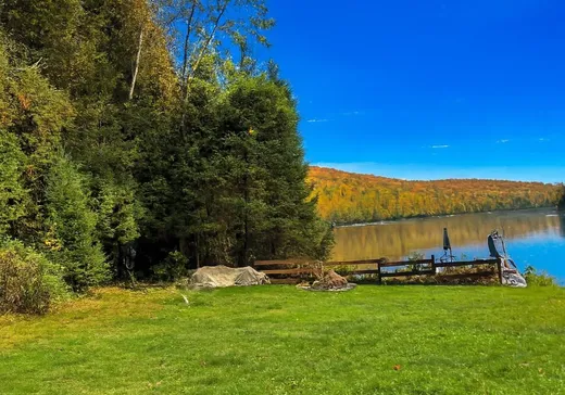 Maison à vendre - 186 Ch. de la Montagne, Lac-Saguay, J0W 1L0