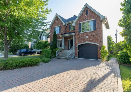 Maison à étages à vendre - 25 Av. Frontenac, La Prairie, J5R0A9