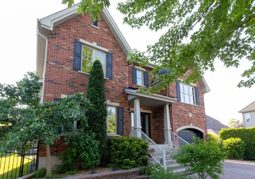 Maison à vendre - 25 Av. Frontenac, La Prairie, J5R 0A9