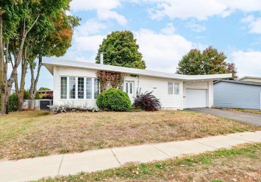 Two or more stories for sale - 485 16e Avenue, Saint-Jérôme, J7Z4B4