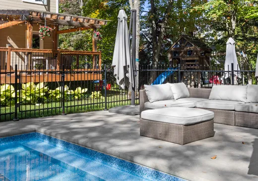 Maison à vendre - 100 Ch. du Domaine-St-Sauveur, Saint-Sauveur, J0R 1R2
