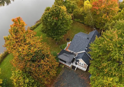 Bungalow à vendre - 108 Ch. Rousseau, Weedon, J0B3J0
