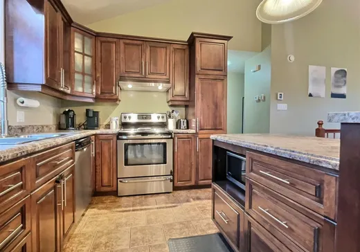 Maison à vendre - 2450 Rue Préfontaine, Lyster, G0S 1V0
