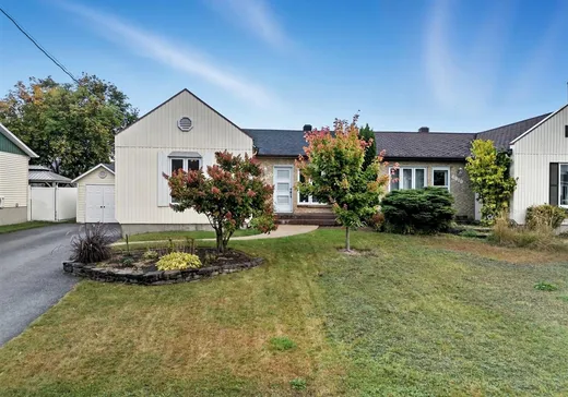 Maison à vendre - 4920 Rue Brousseau, Drummondville, J2E 1G3
