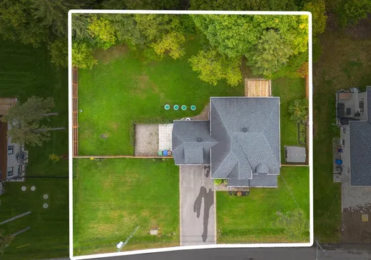 House for sale - 47 Rue Shaw, Baie-d'Urfé (Montreal Island), H9X 3B4