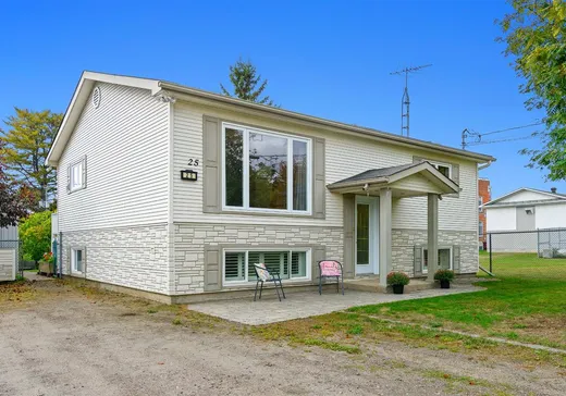 Bungalow à vendre - 25 Rue Campbell, Campbell's Bay, J0X1K0