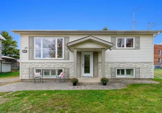 Maison à vendre - 25 Rue Campbell, Campbell's Bay, J0X 1K0