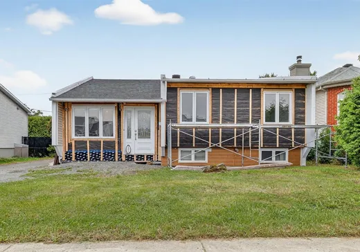 Bungalow à vendre - 201 Rue Montaigne, Sainte-Thérèse, J7E5J5