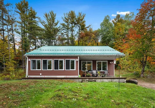 Maison à vendre - 21 Ch. Tubman, Thorne, J0X 2A0