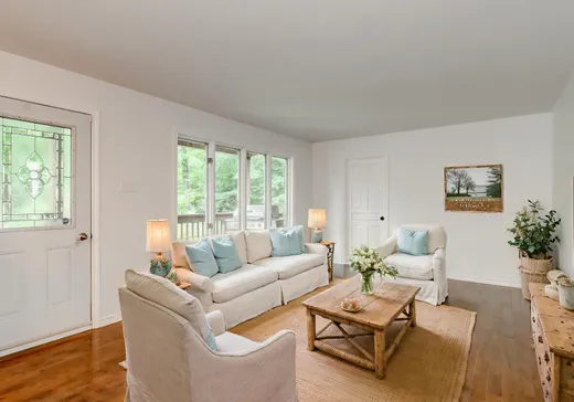 Maison à vendre - 622 Ch. du Lac-Bertrand, St-Hippolyte, J8A 1C4