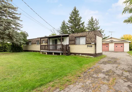 Two or more stories for sale - 7458 Boul. Hébert, Salaberry-de-Valleyfield, J6S6E9