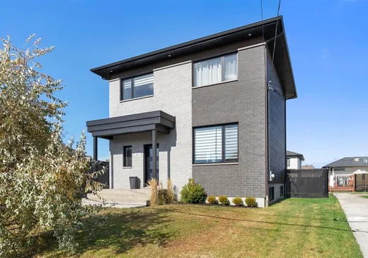 Maison à vendre - 92 Rue des Tulipes, St-Apollinaire, G0S 2E0
