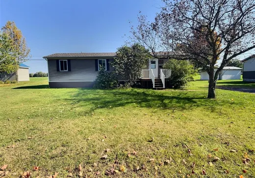 Bungalow à vendre - 14 Rue Cormier, Victoriaville, G6P7S1