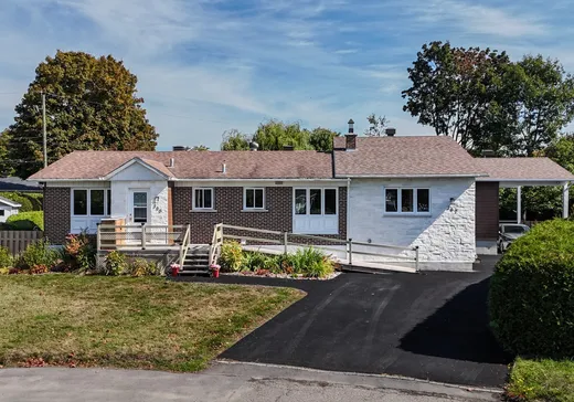 Maison à étages à vendre - 305-307 31e Avenue, Saint-Jérôme, J7Z5Y1