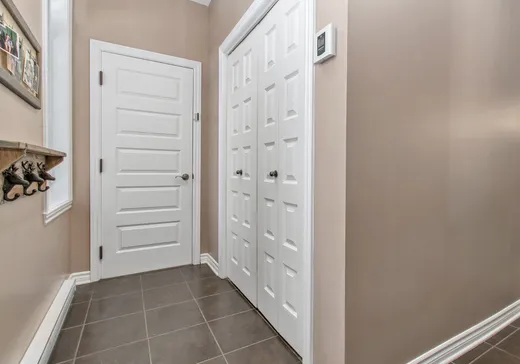 Maison à vendre - 205 Rue Kim, Sainte-Sophie, J5J 0C6