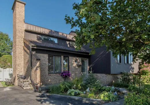 Two or more stories for sale - 919 Boul. Iberville, Repentigny, J5Y1X2