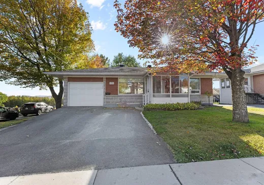Bungalow for sale - 3985 Rue Laval, Lac-Mégantic, G6B1A8