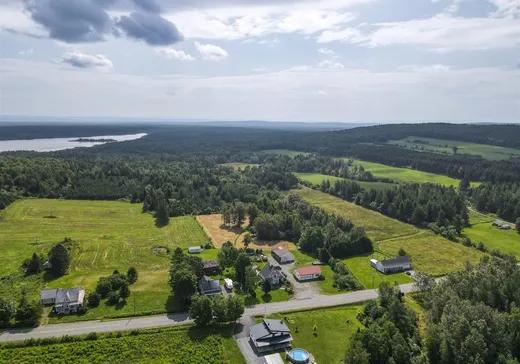 Fermette à vendre - 725Z Rue Principale, St-Evariste-De-Forsyth, G0M1G0