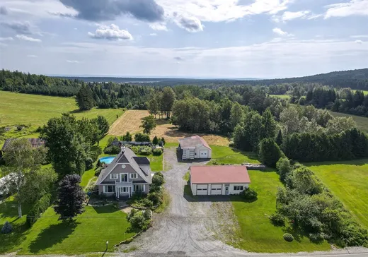 Fermette à vendre - 725Z Rue Principale, St-Evariste-De-Forsyth, G0M 1G0