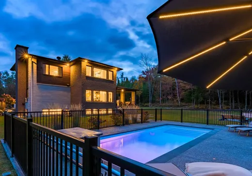 Maison à vendre - 59 Imp. d'Orion, Orford, J1X 0C6