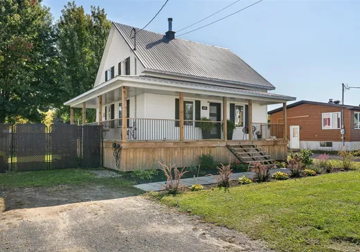 Maison à vendre - 625 Rue Houde, Saint-Célestin, J0C 1G0