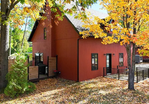 Maison à étages à vendre - 5 Rue des Pins, Petite-Riviere-St-François, G0A3X0
