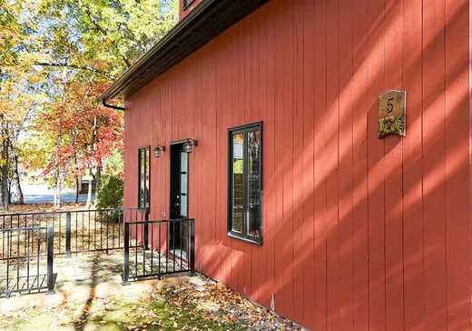 Maison à vendre - 5 Rue des Pins, Petite-Riviere-St-François, G0A 3X0