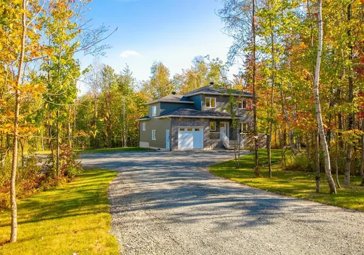 Maison à étages à vendre - 3055 Rue des Pommiers, Repentigny, J0B2P0