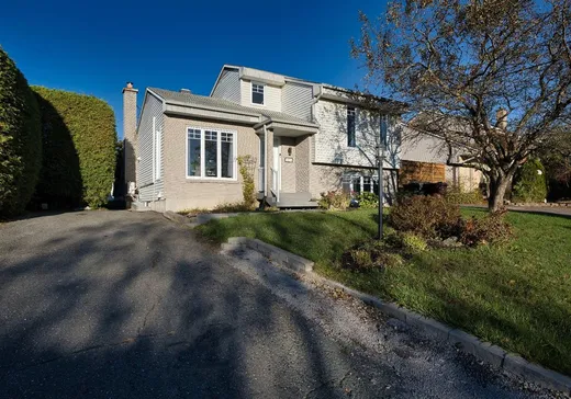 Maison à vendre - 1025 Rue Louis-N.-Audet, Sherbrooke, J1L 2C6